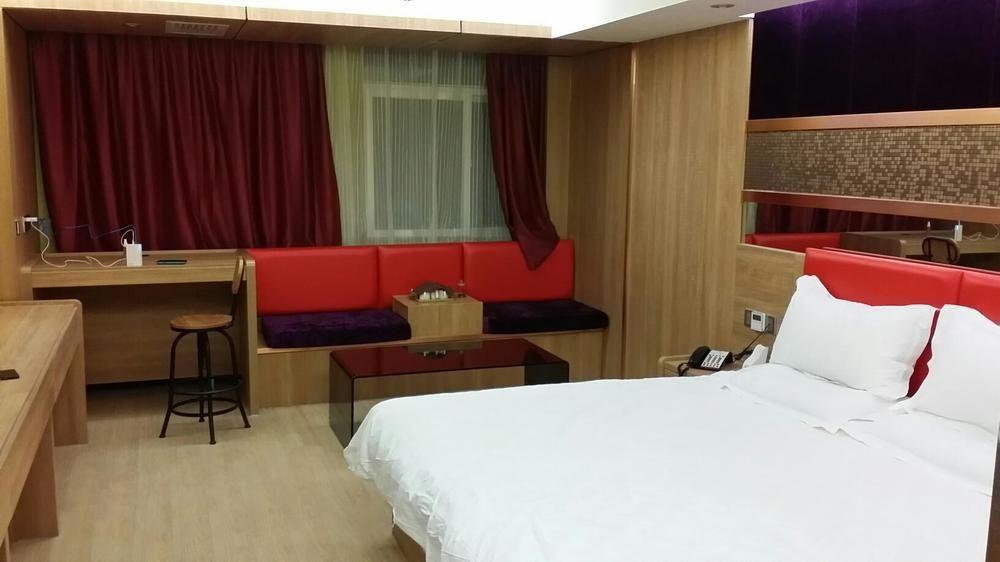Mango Hotel Xi'An Xiaoyanta מראה חיצוני תמונה